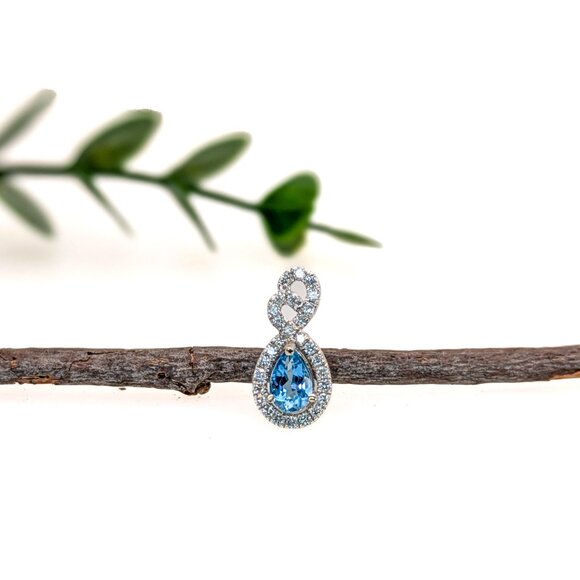 Aquamarine Pendant in 14K White Gold with Earth Mined Diamonds - Picture 4 of 6